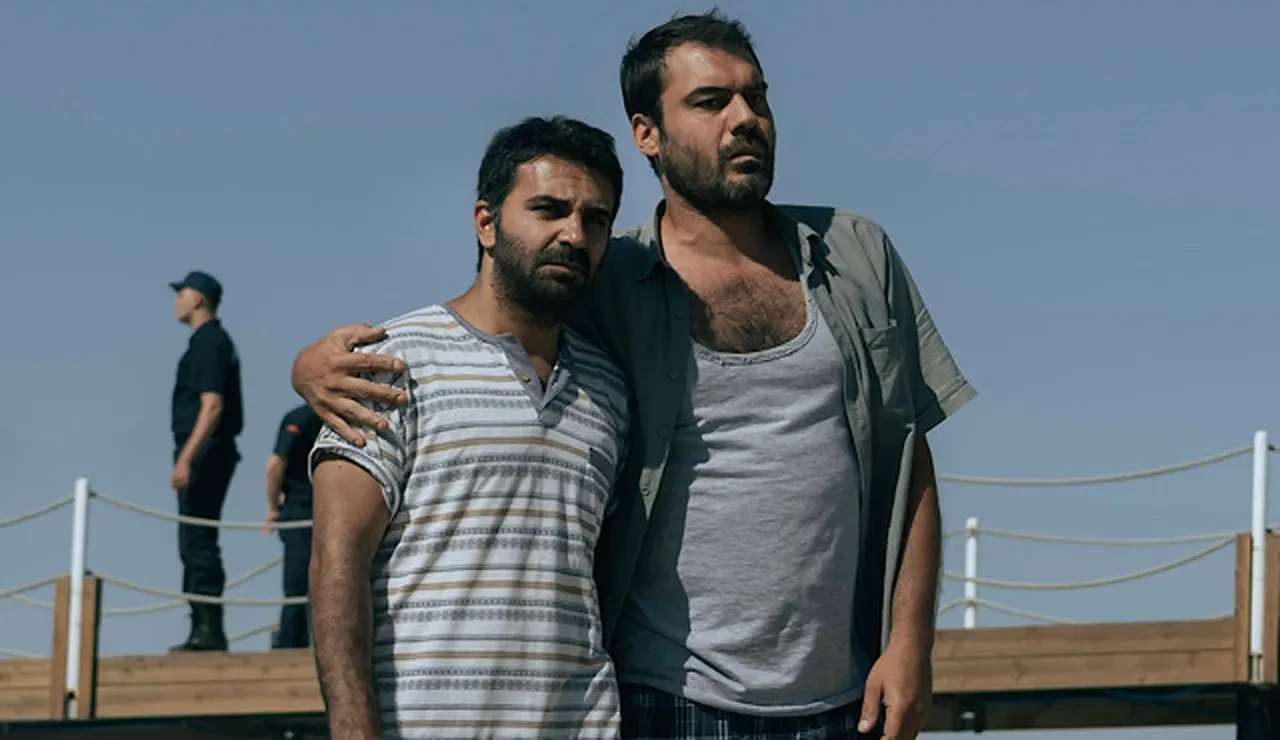 Yeni Dizi Insanlarin Oyuncu Kadrosu Ve Konusu Dikkat Cekti Ilk Goruntuler Merak Uyand 3348839 202607211643 3
