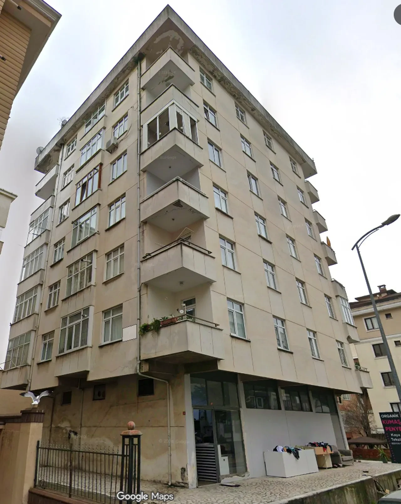 Istanbul Maltepede 7 Katli Binada Cokme Mahsur Kalanlar Icin Calisma Baslatildi 3363965 202610080743 2