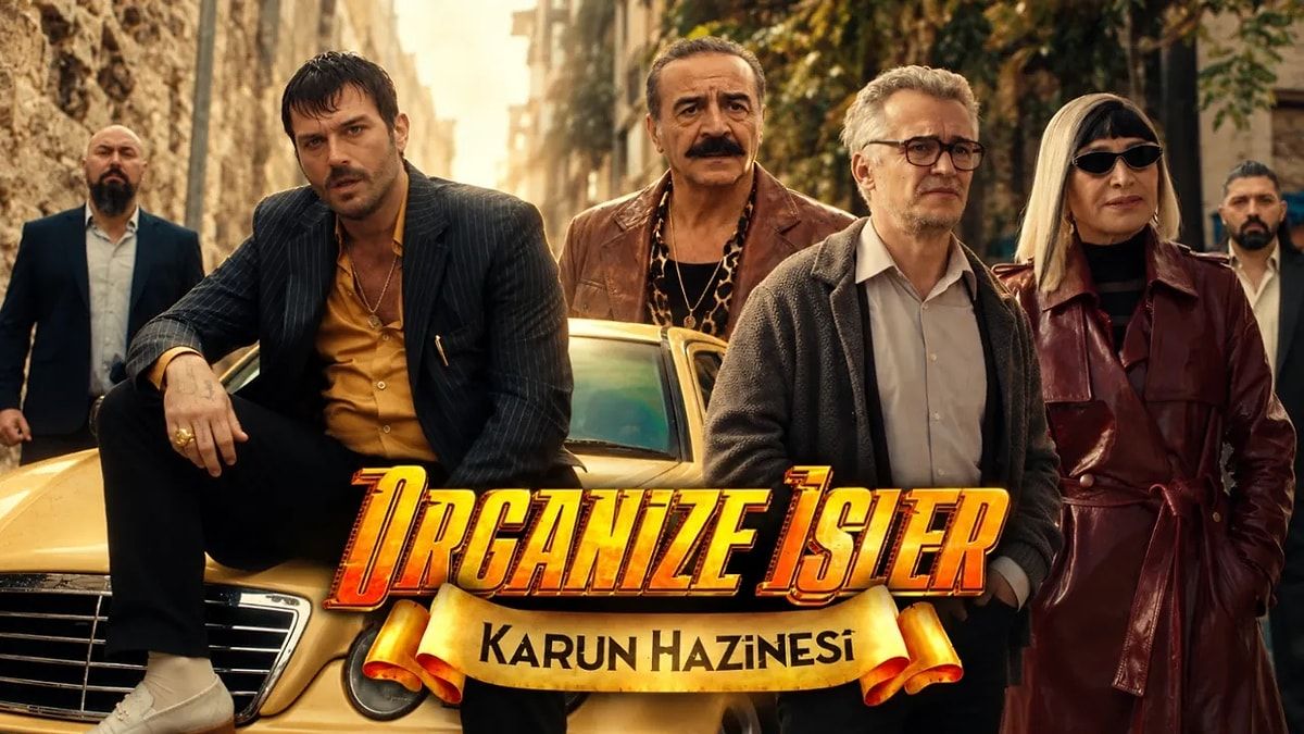 Kıvanç Tatlıtuğ'un göbeği gerçek mi, protez mi? Herkes bunu konuşuyor